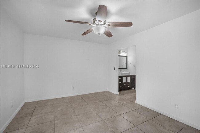 Building Photo - 11125 SW 134th Ct