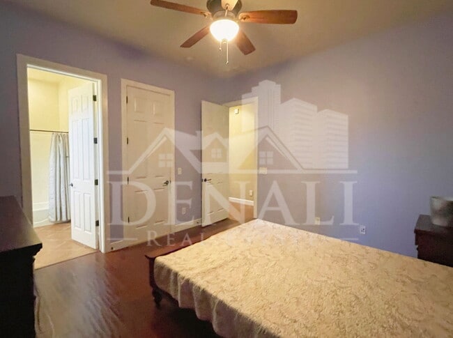 Building Photo - 9443 E Ironwood Bend