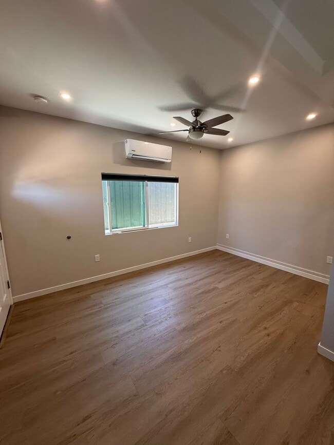 Building Photo - Affordable Studio in Central San Diego