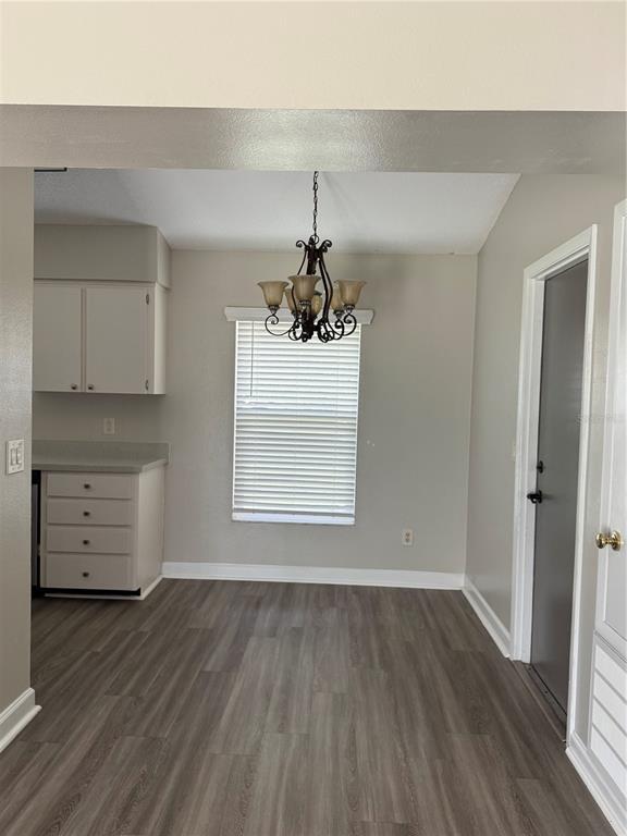 Building Photo - 425 Sandpiper Ridge Dr