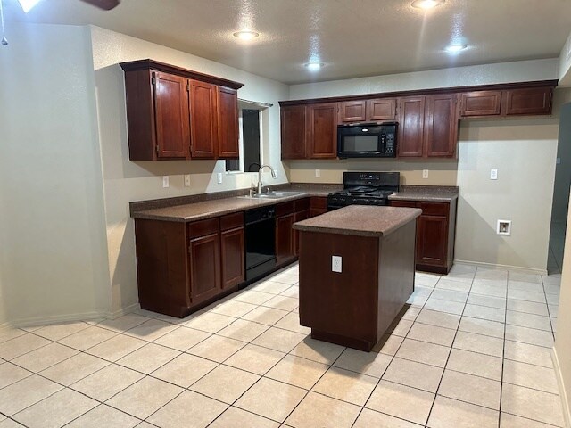 Building Photo - 12940 Alfredo Apodaca Dr