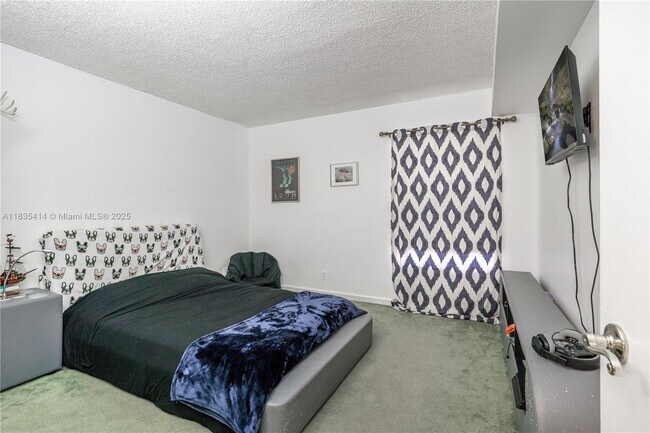 Building Photo - 5750 Camino Del Sol