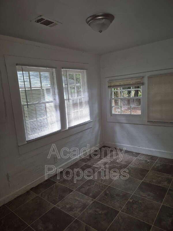 Primary Photo - 106 Shields Rd