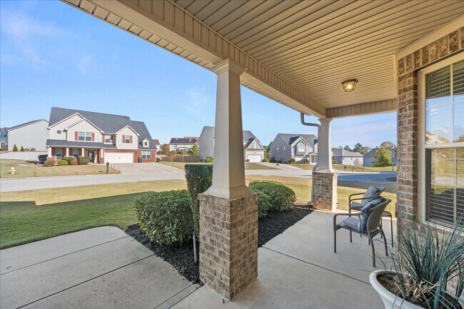 Building Photo - 5307 Bull St