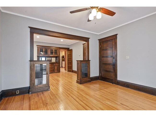 Primary Photo - 3117 Fremont Ave S