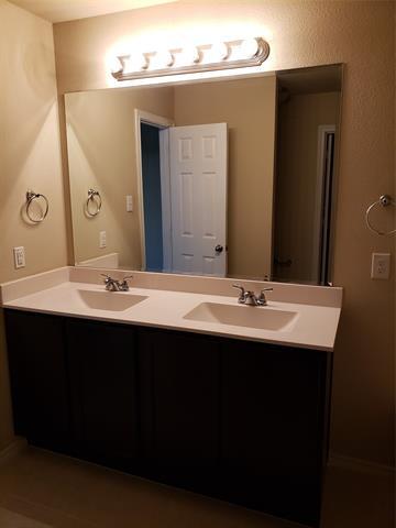 Building Photo - 421 Haddington St