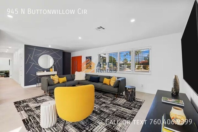 Building Photo - 945 N Buttonwillow Cir