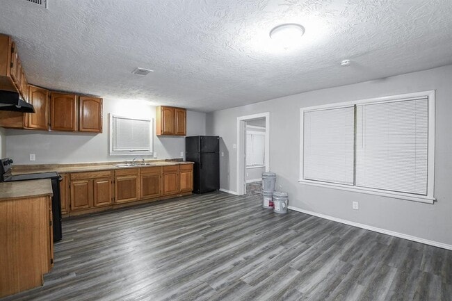 Building Photo - 3522 Stonham St