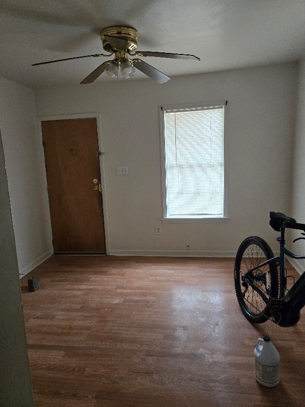 Building Photo - 2118 Hatcher Rd