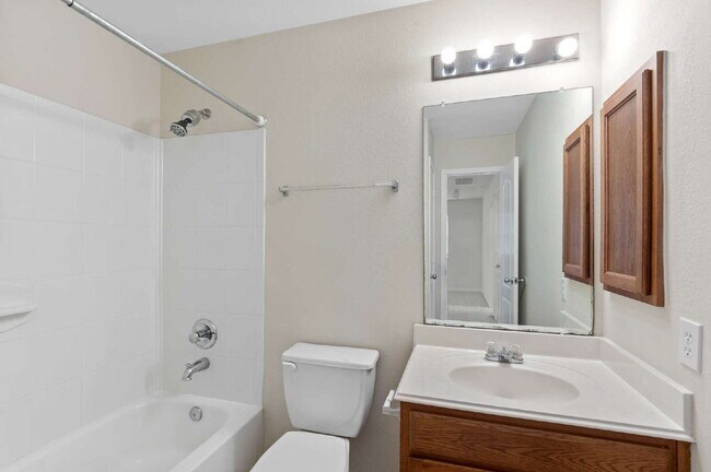 Building Photo - 18226 Fair Grange Ln