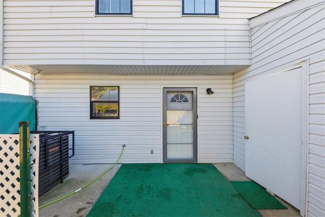 Building Photo - 3682 Stephanie Ct