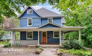 Building Photo - Stunning Historic Montford Home with Moder...