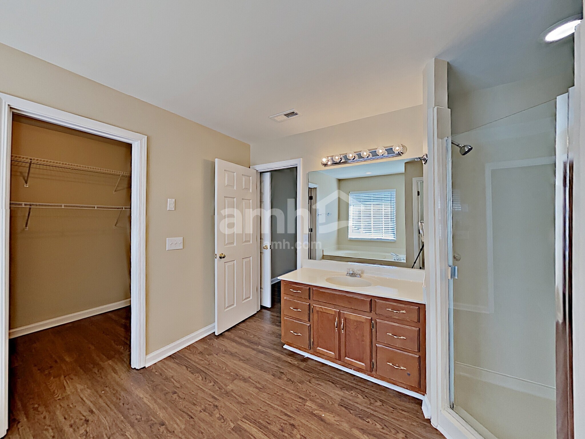 Building Photo - 309 Kentons Way