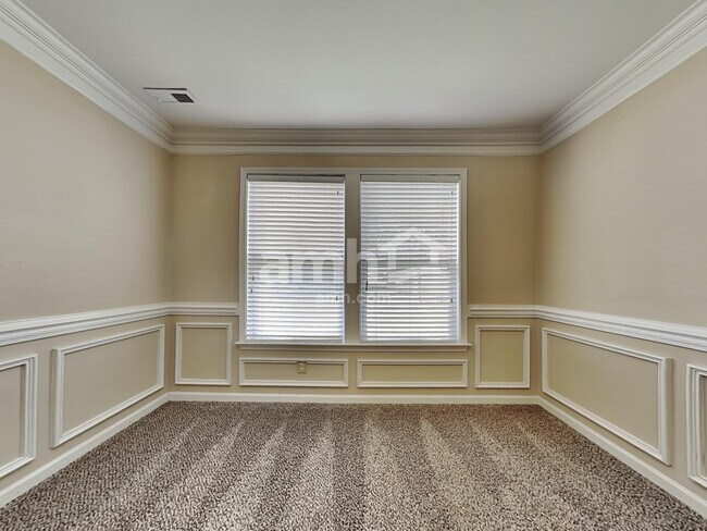 Building Photo - 5330 Bendix Ct
