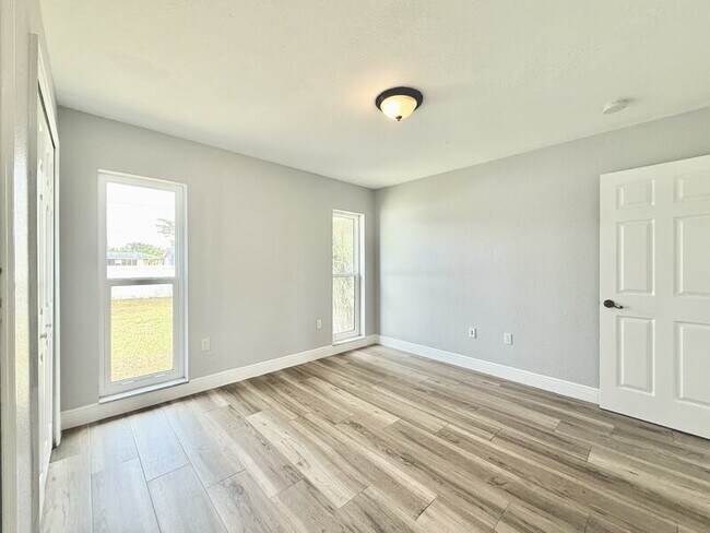 Building Photo - 22148 Lockport Ave