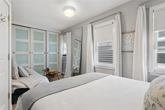 Building Photo - 26 Illinois Ave