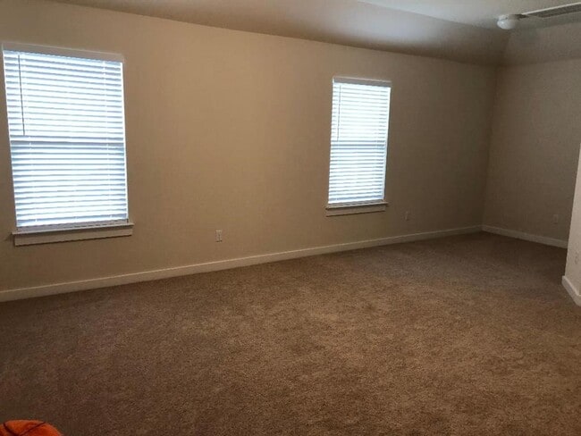 Building Photo - 17001 Borromeo Ave