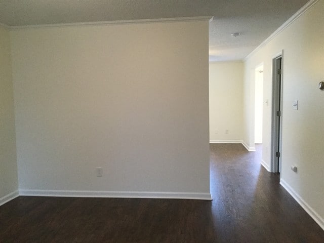 Building Photo - 1308 Crestfield Ct