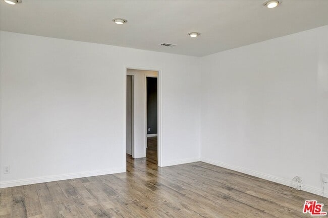 Building Photo - 14110 Shoup Ave