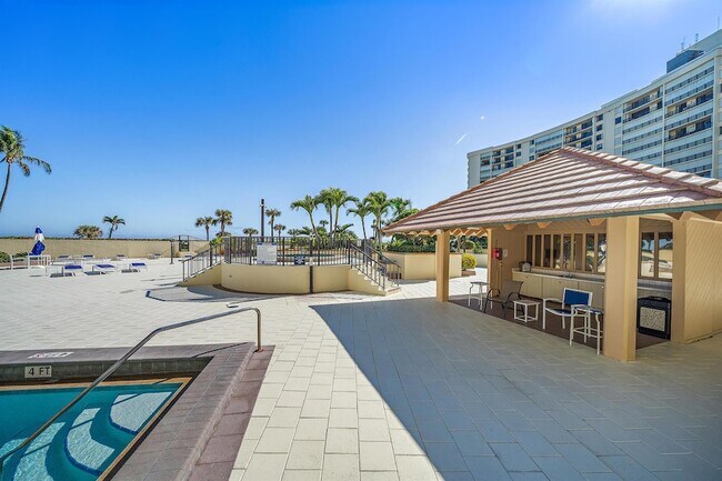 Building Photo - 400 Ocean Trail Way
