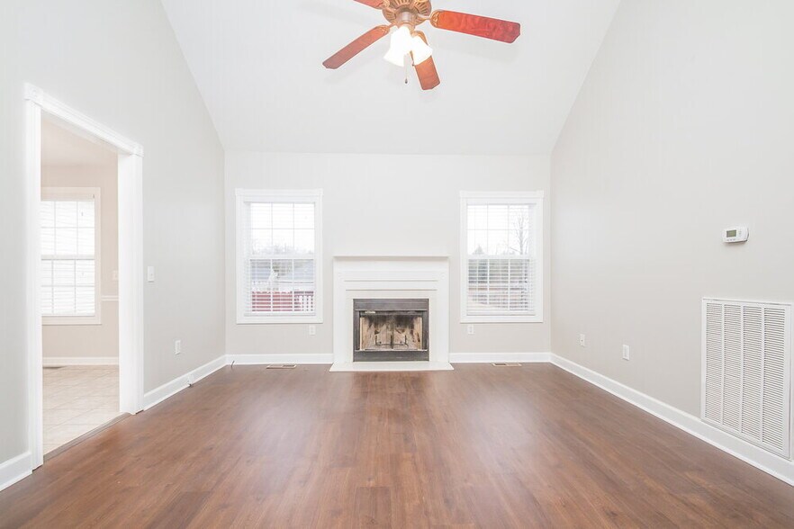 Building Photo - 306 Gatewood Dr