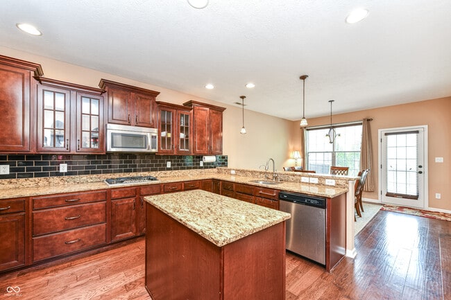Building Photo - 12226 Eddington Place