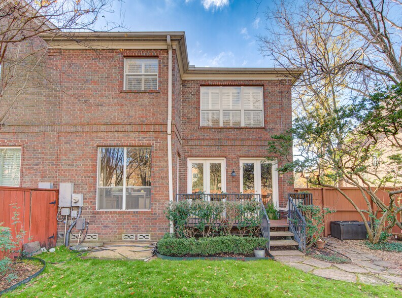 View of Back of Home - 6811 Staffordshire