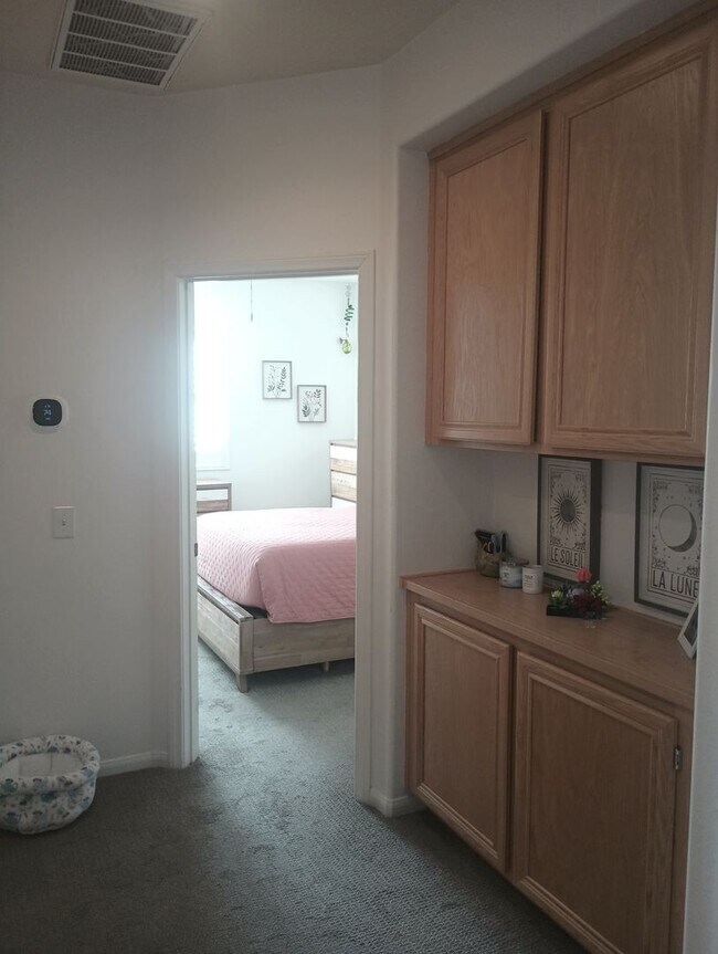 Building Photo - Comfortable Living in the Heart of Rancho Rose