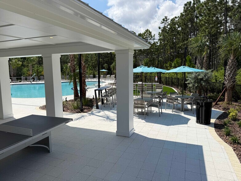 Building Photo - 74 Tequesta Ct