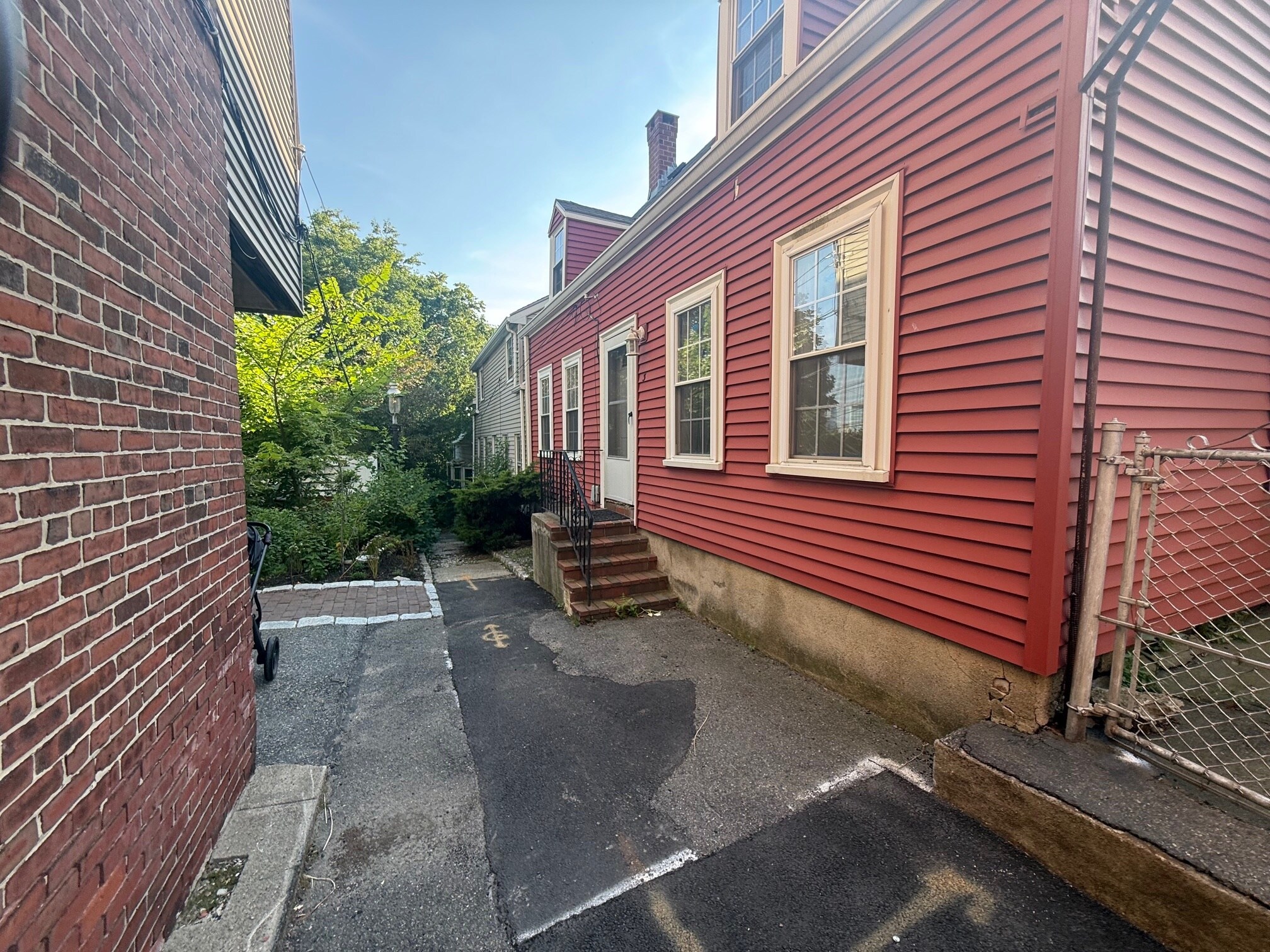 Building Photo - 3 Clarken Ct