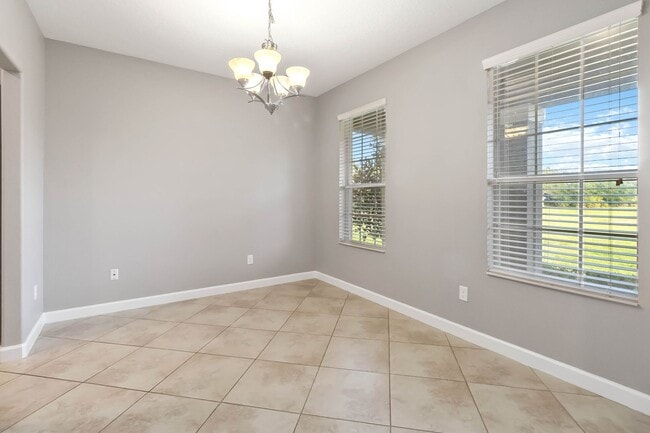 Building Photo - 3/2.5 Beautiful Energy Efficient Home in H...