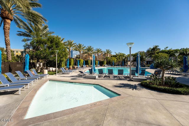 Building Photo - 17 Delancy