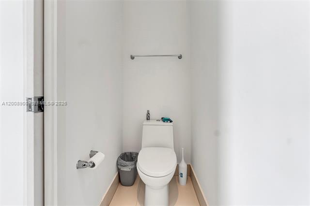 Building Photo - 501 NE 31