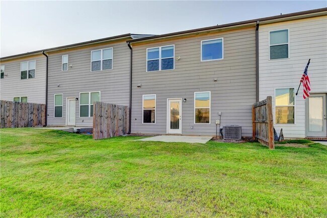 Building Photo - 3855 Brookburn Pk