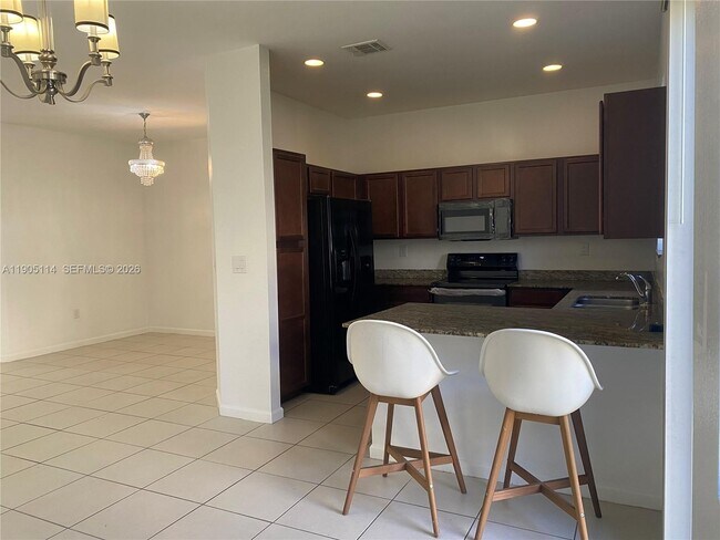 Building Photo - 21479 NW 14th Ct