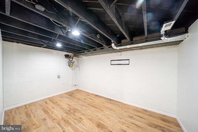 Building Photo - 1106 Linden Ave