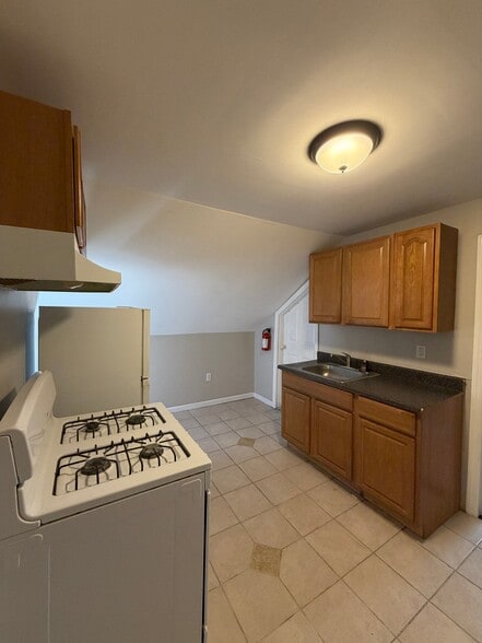 Building Photo - 49 Haledon Ave