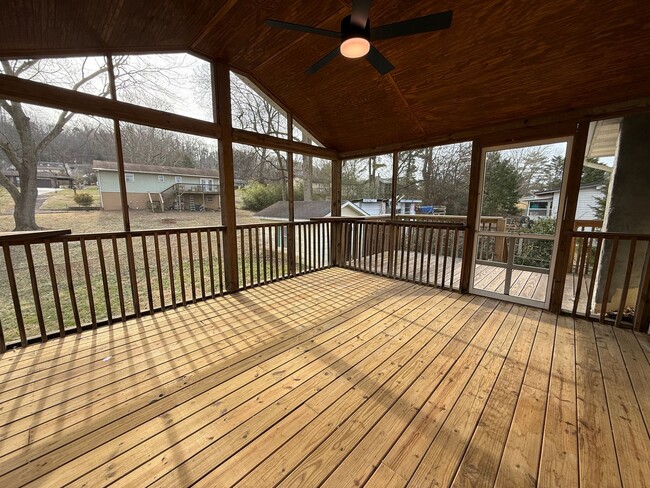 Building Photo - 220 Brampton Rd