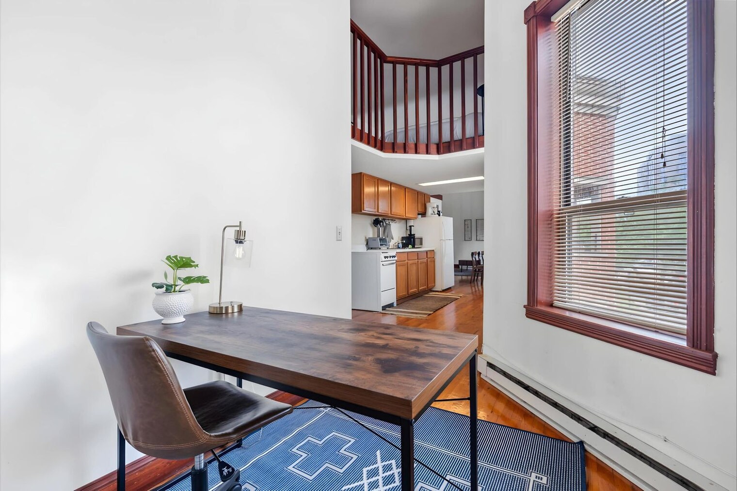 Building Photo - 402 W Dayton St