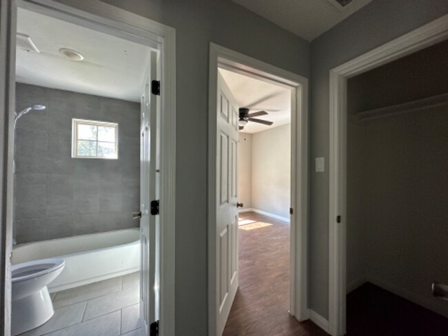 Building Photo - 3017 FM 2280