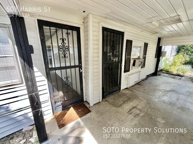 Building Photo - 507 Harris St