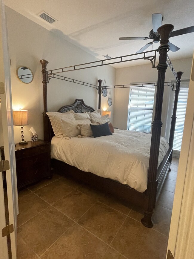 Building Photo - Arrivas Village Home with Gorgeous Soria F...