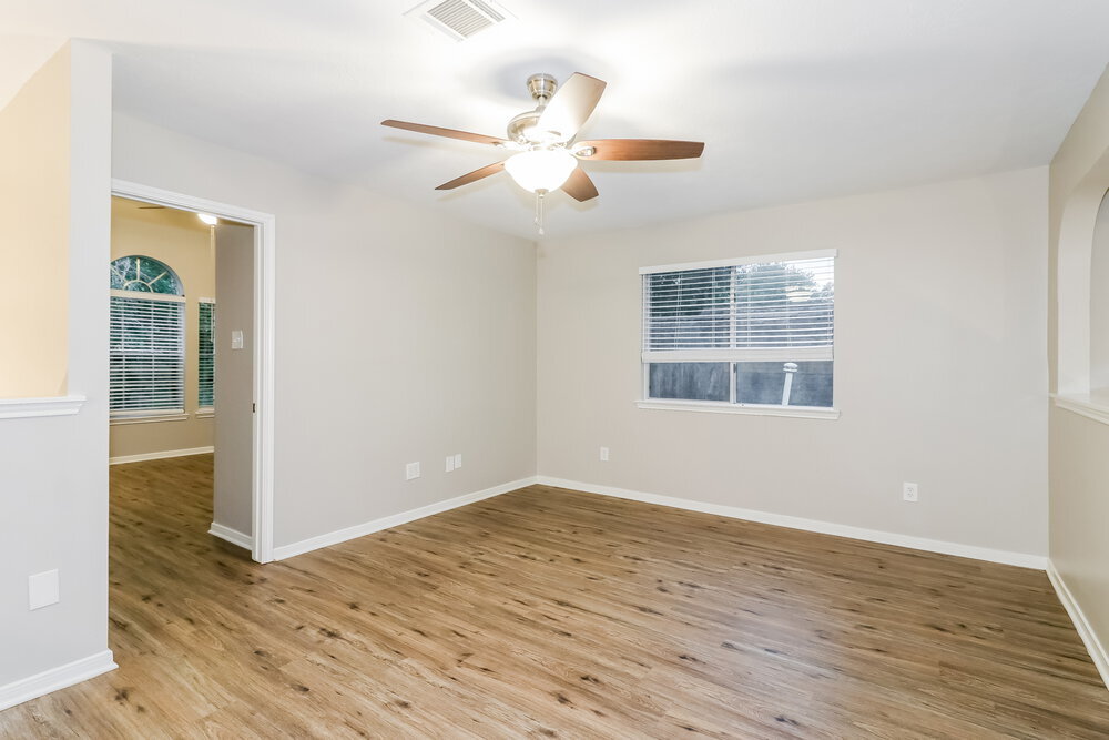 Building Photo - 22835 W Waterlake