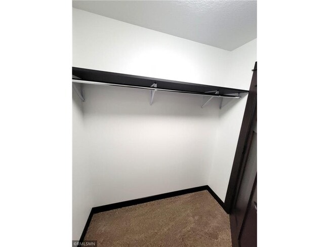 Building Photo - 1889 Cypress Ct