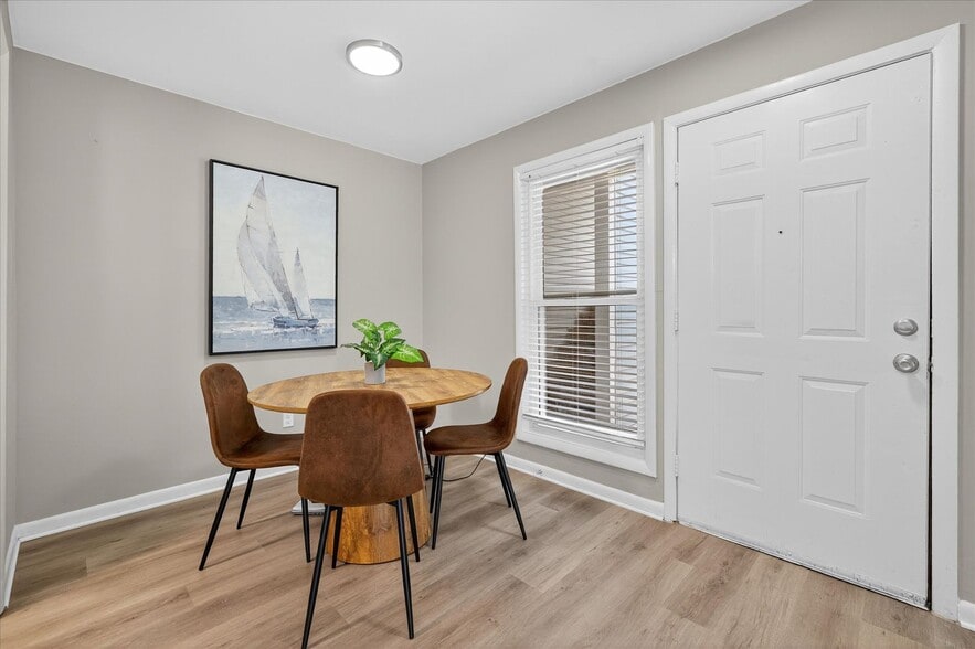 Primary Photo - The Grove Apartments