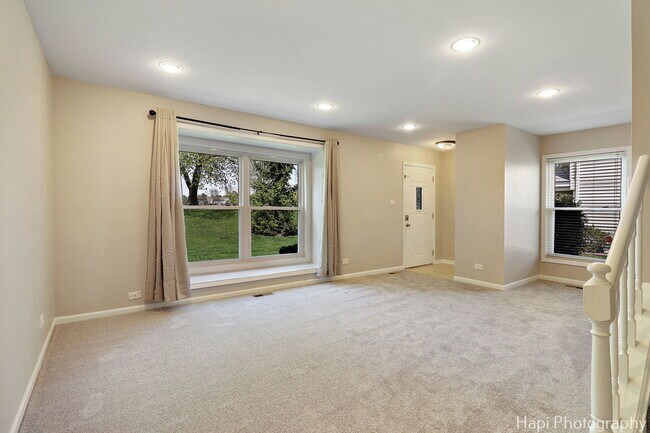Building Photo - 2336 Old Kings Ct