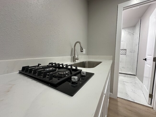 Building Photo - 5926 Par 4 Dr