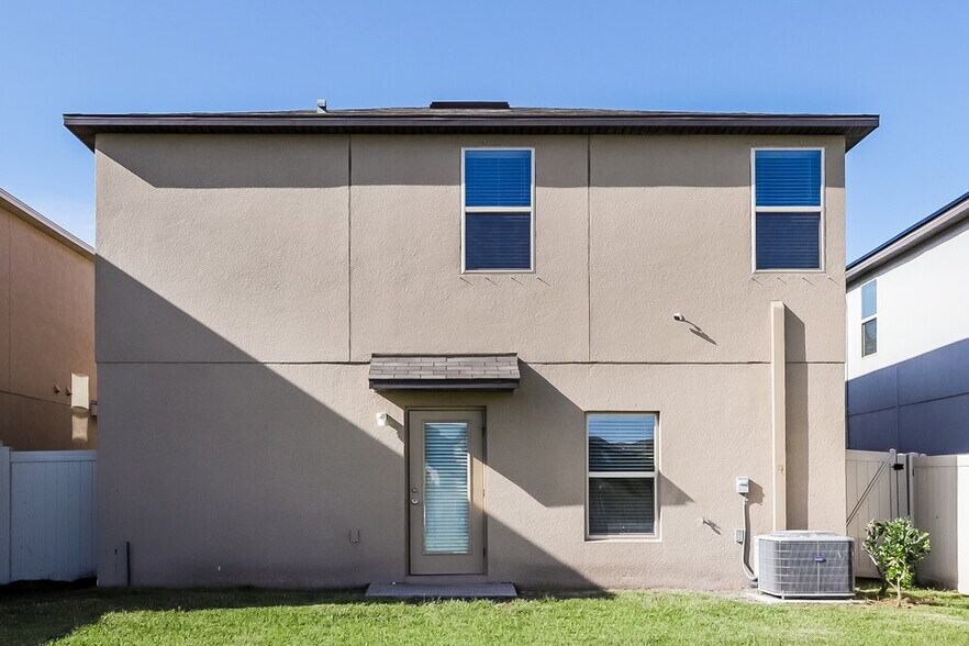Building Photo - 4215 Unbridled Song Dr