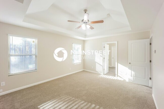 Building Photo - 3 Bedroom Pet-Friendly Home in ATLANTA, GA with Main Street Renewal