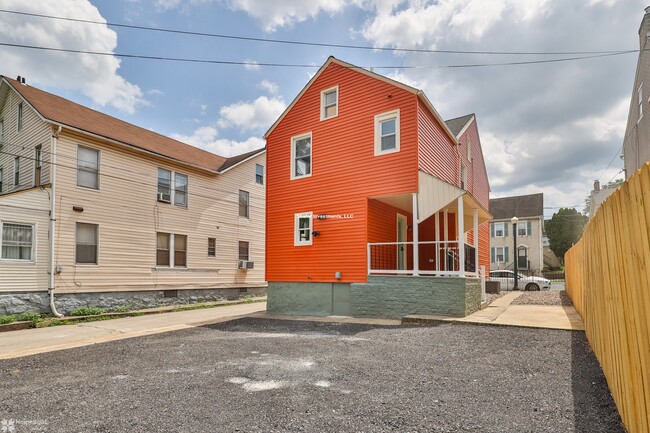 Building Photo - 55 E North St